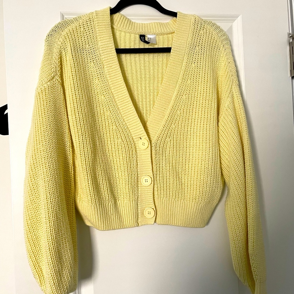 Yellow sweater